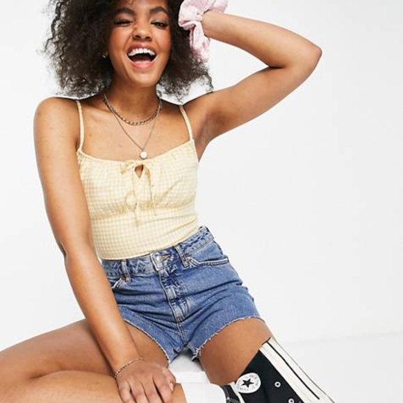 Hollister Pants - CURVY VINTAGE STRETCH HIGH-RISE DENIM SHORTS
